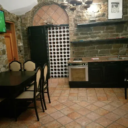 Old Isola In The Center Apartment Izola